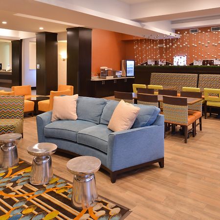 Holiday Inn Express & Suites Austin South By Ihg Exterior foto