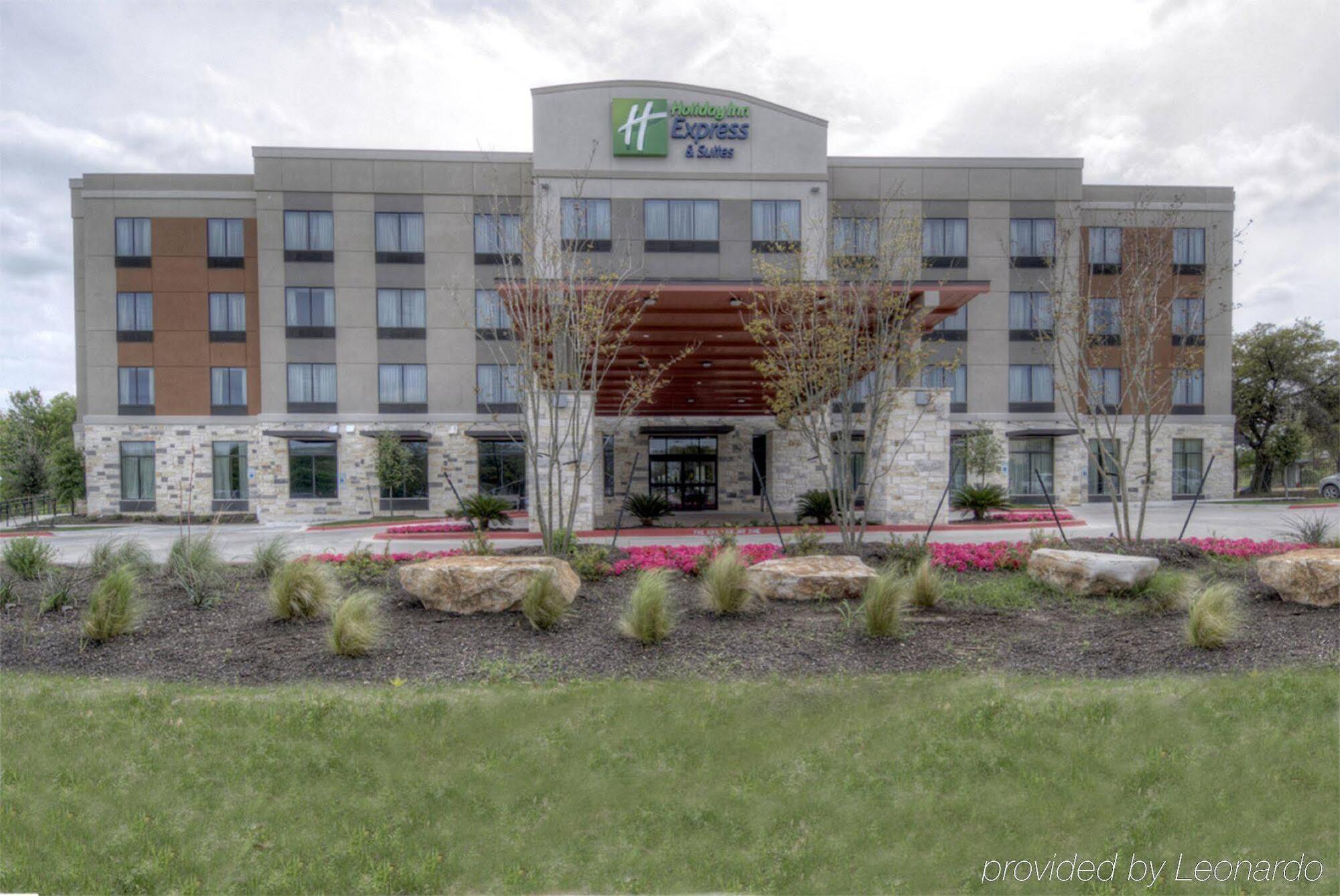 Holiday Inn Express & Suites Austin South By Ihg Exterior foto